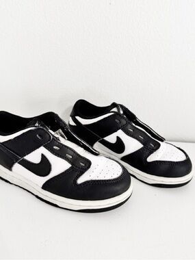 Kids panda dunks Athletic Sneakers size 10C